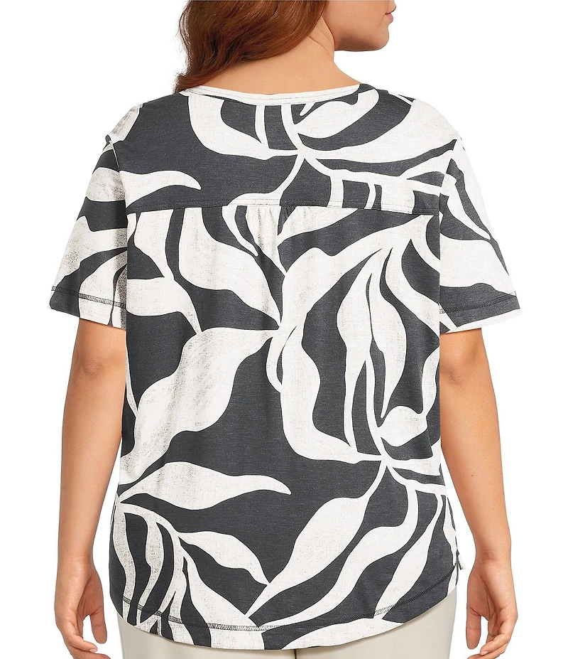 Westbound Plus Size Dancing Leaves Short Sleeve Slub Knit Crew Neck Top