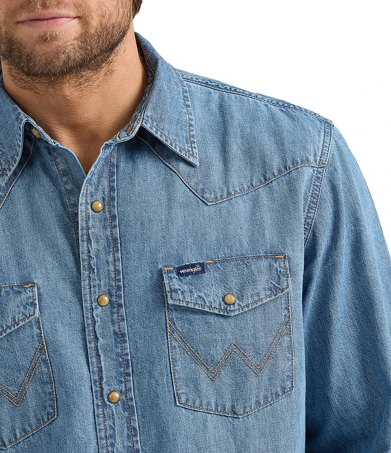 Wrangler® Long Sleeve Denim Western Shirt