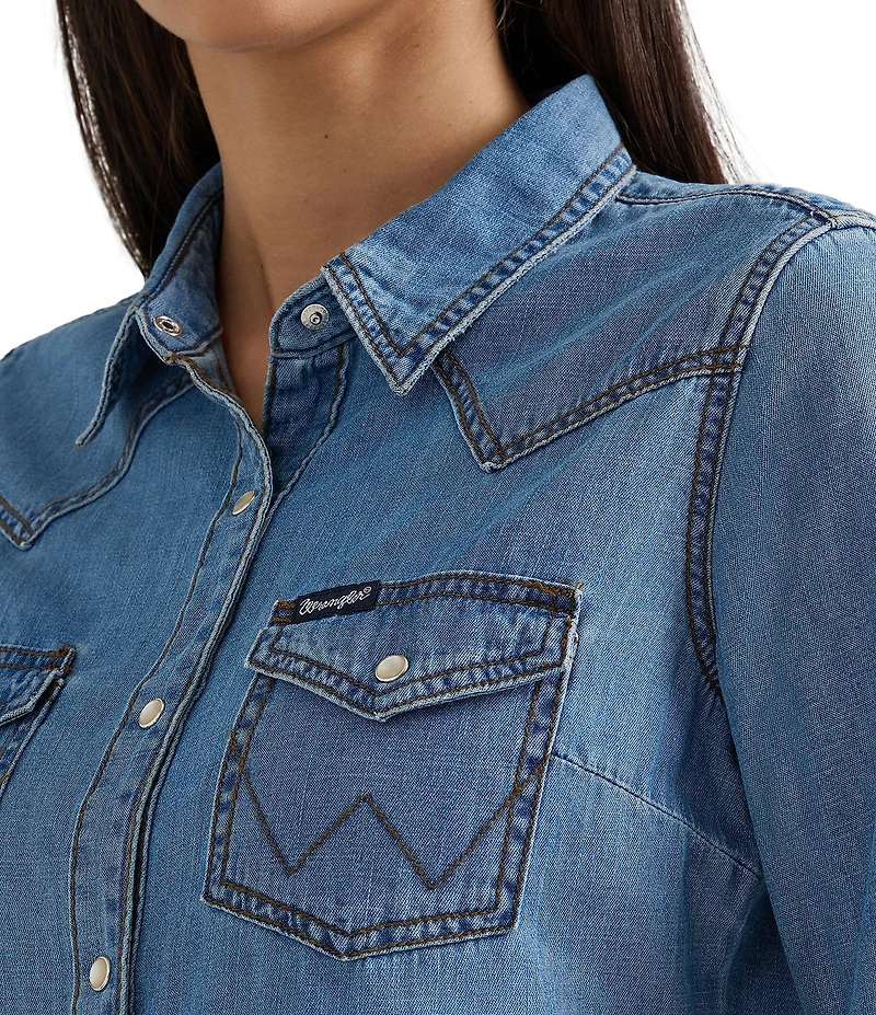 Wrangler® Long Sleeve Snap Front Western Shirt