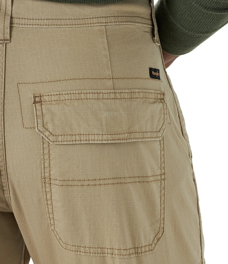 Wrangler® Loose Fit Straight Leg Cargo Twill Pants