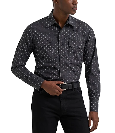 Wrangler® Retro® Geometric Printed Sawtooth Pocket Long Sleeve Woven Shirt