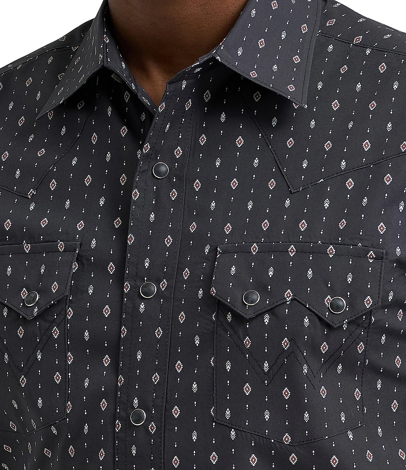 Wrangler® Retro® Geometric Printed Sawtooth Pocket Long Sleeve Woven Shirt