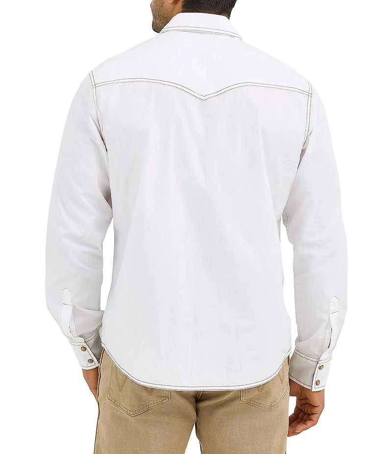 Wrangler® Retro® Long Sleeve Western Snap Solid Dobby Shirt