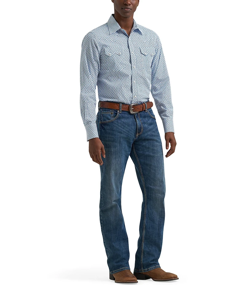 Wrangler® Retro® Modern Fit Geometric Printed Woven Shirt