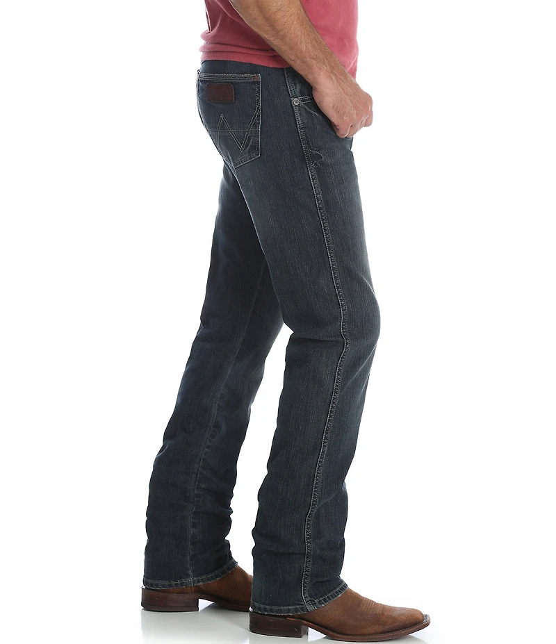 Wrangler® Retro® Slim Fit Straight Leg Jeans