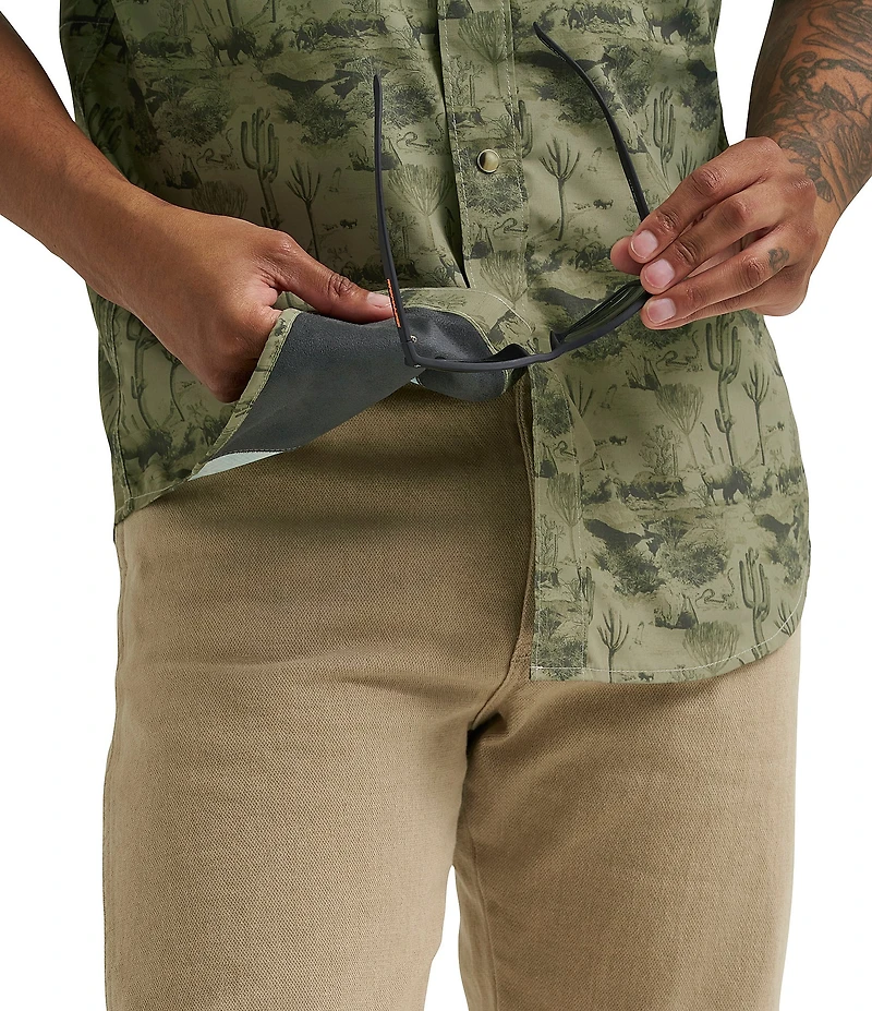 Wrangler Short Sleeve Olivine Print Performance Shirt