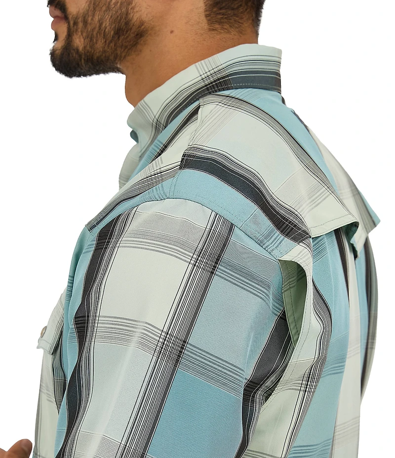 Wrangler® Short Sleeve Performance Plaid Western Shirt