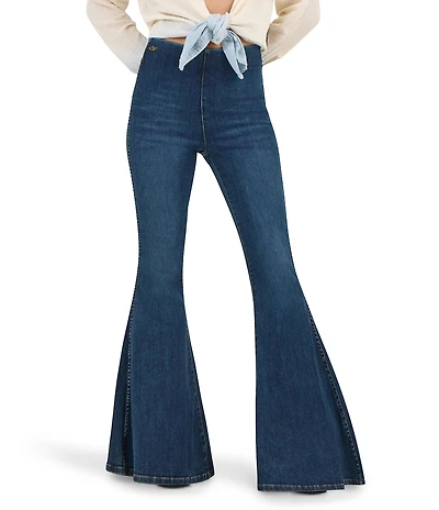 Wrangler® x Lainey Wilson Pull-On Bell Bottom Jeans