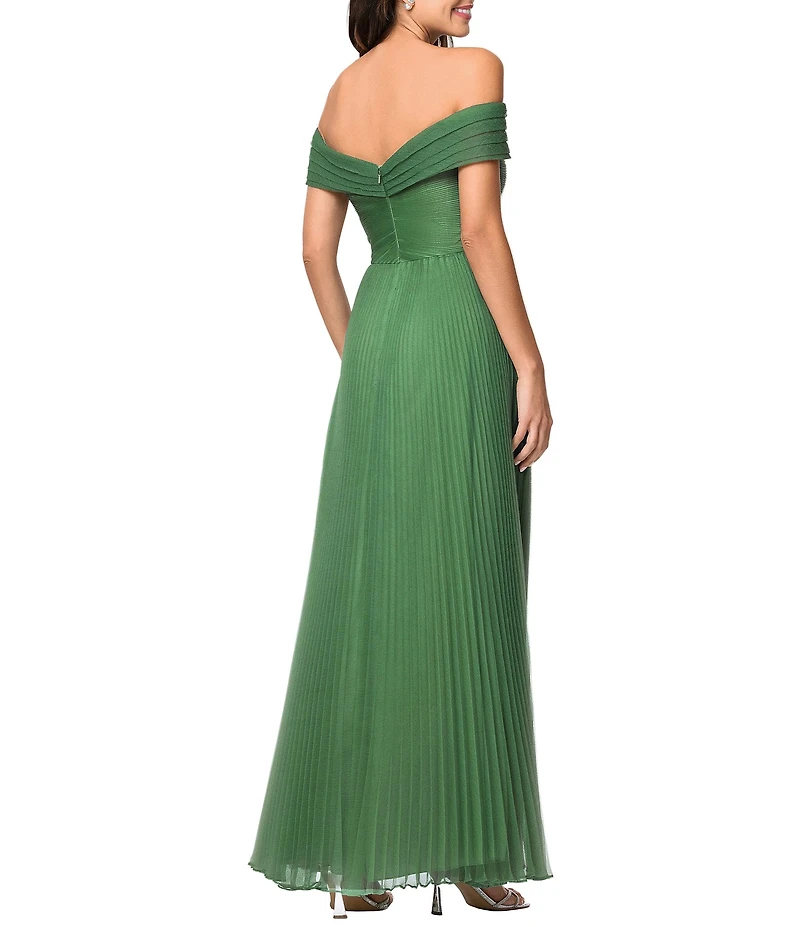 Xscape Long Bubble Organza Pleated Gown