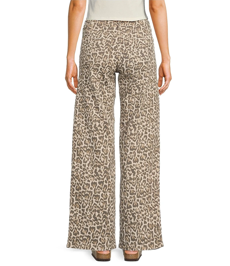 YMI Jeanswear Low Rise Loose Animal Print Pants