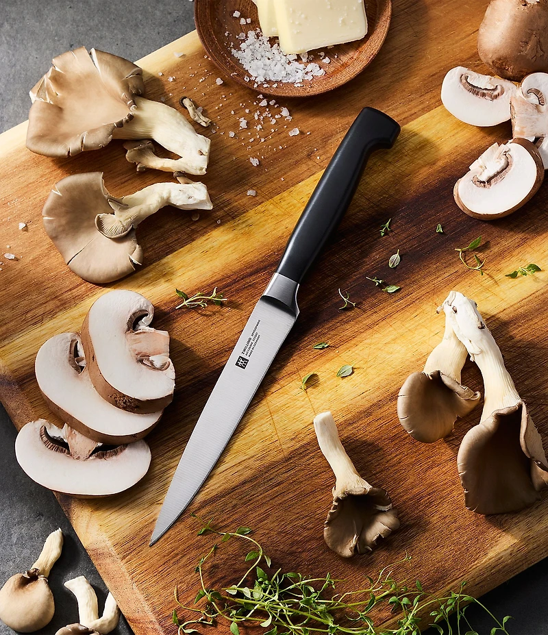 Zwilling Four Star Utility Knife 5 inch, Fine Edge