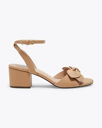 Bow Heel