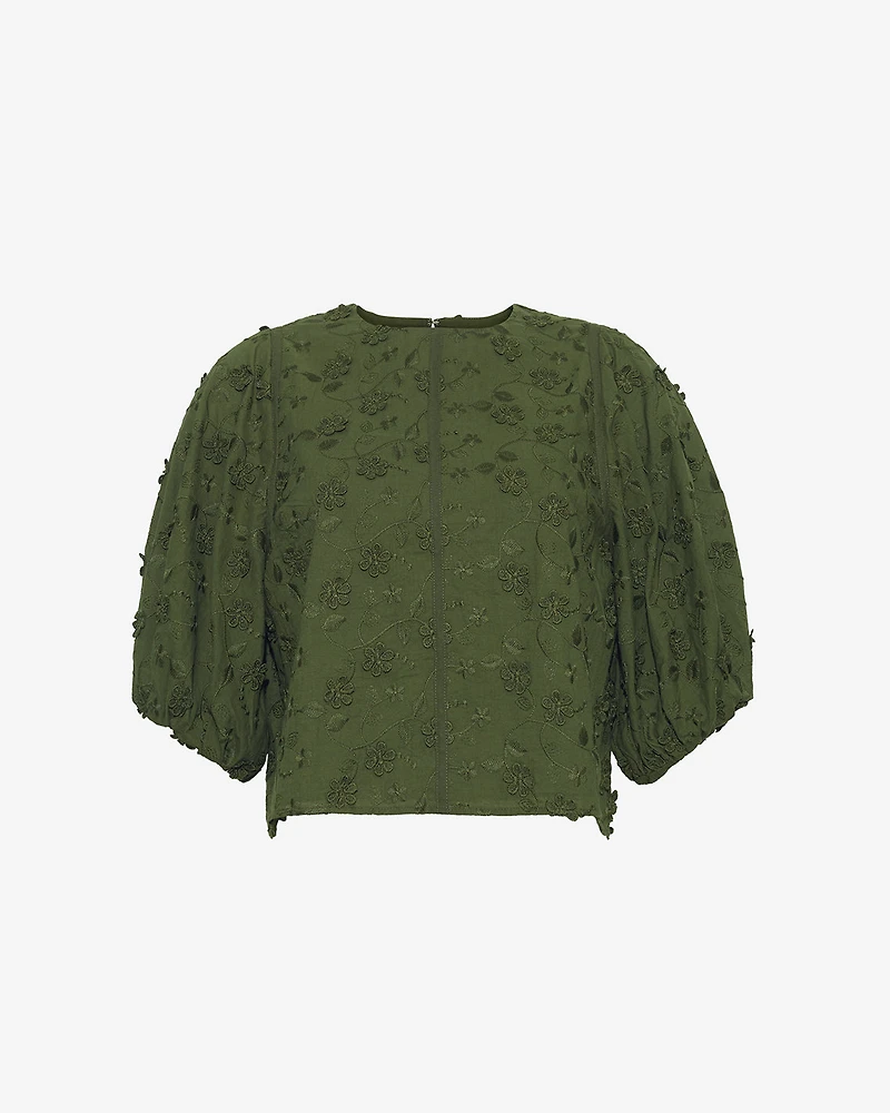Jess Top Embroidered Floral