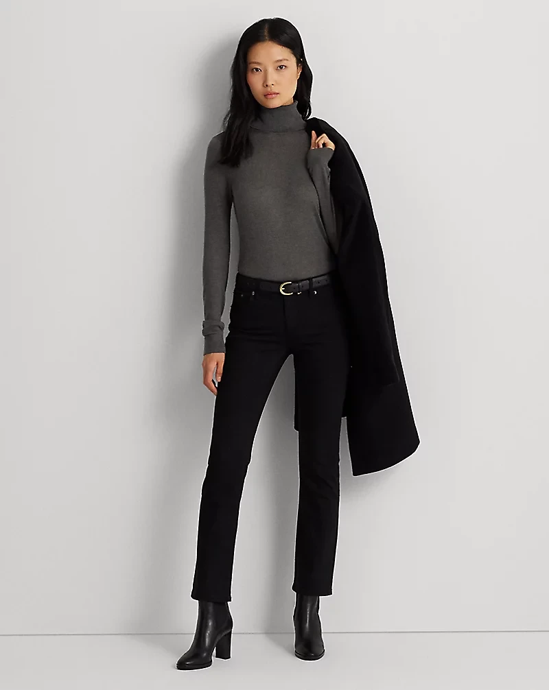 Mid-Rise Straight Jean