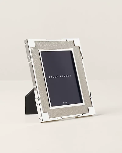 Grafton Frame