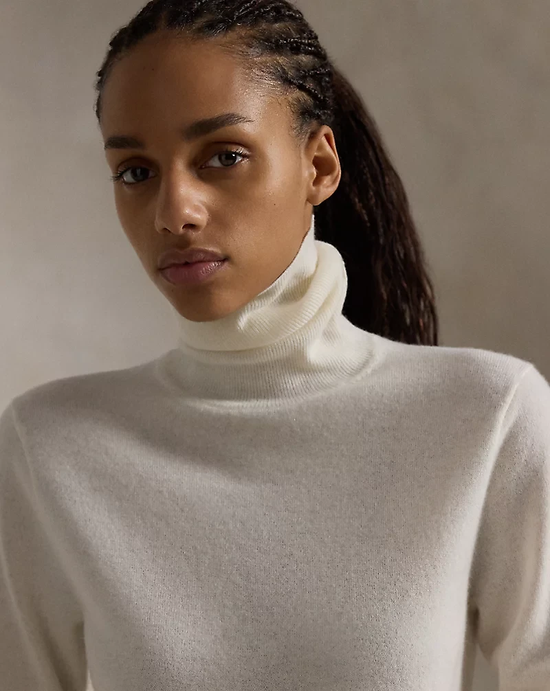 Slim Fit Cashmere Turtleneck
