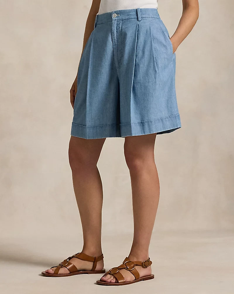 Pleated Chambray Short