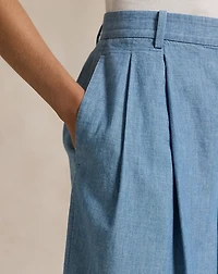 Pleated Chambray Short
