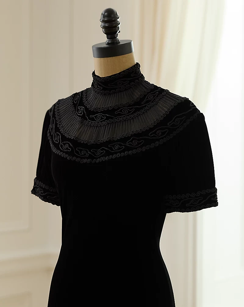 2002 Suzanne Evening Dress - Size 4