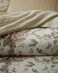 Elsie Comforter