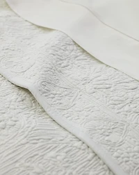 Carolyne Coverlet