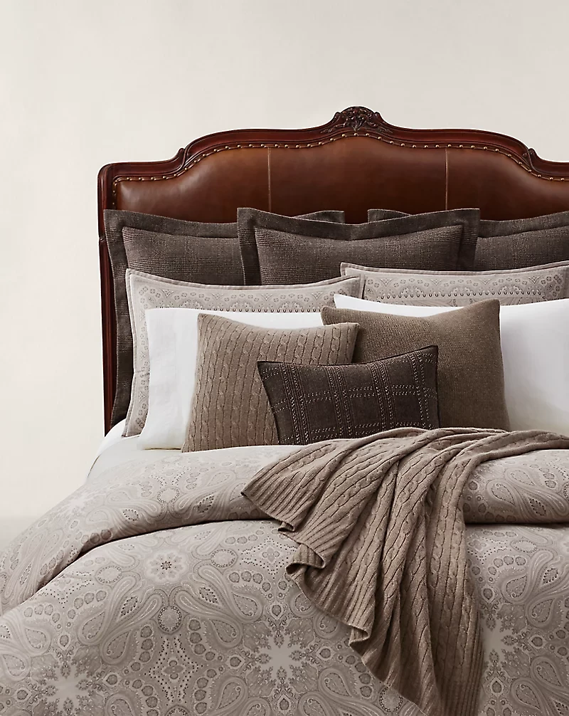 Beaumont Comforter
