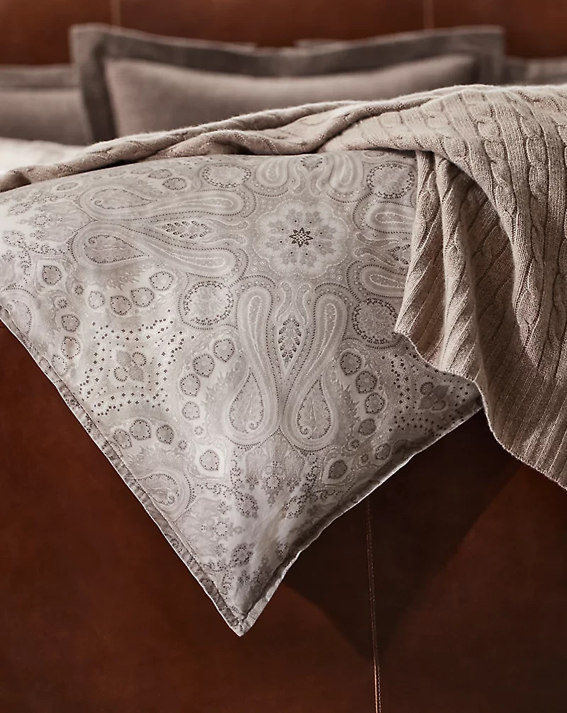 Beaumont Comforter