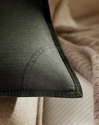 Billie Throw Pillow