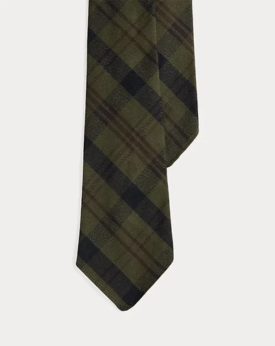 Vintage-Inspired Plaid Tie