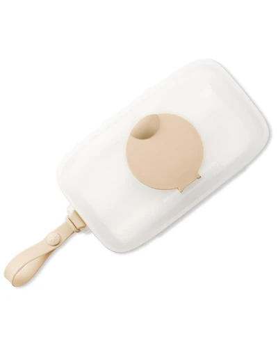 Grab & Go Snug Seal Wipes Case - Oat