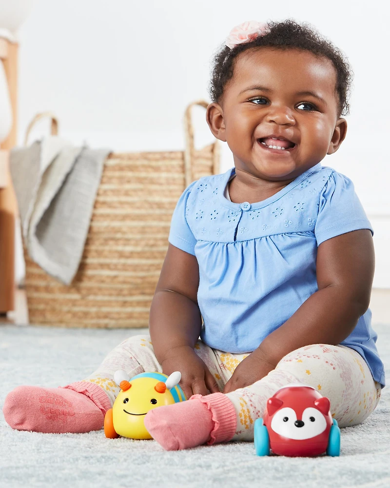 Explore & More Pull & Go Car - Bee