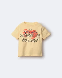 Toddler 'Whatcha Doing?' Relaxed Graphic Tee in Crab Print - Yellow