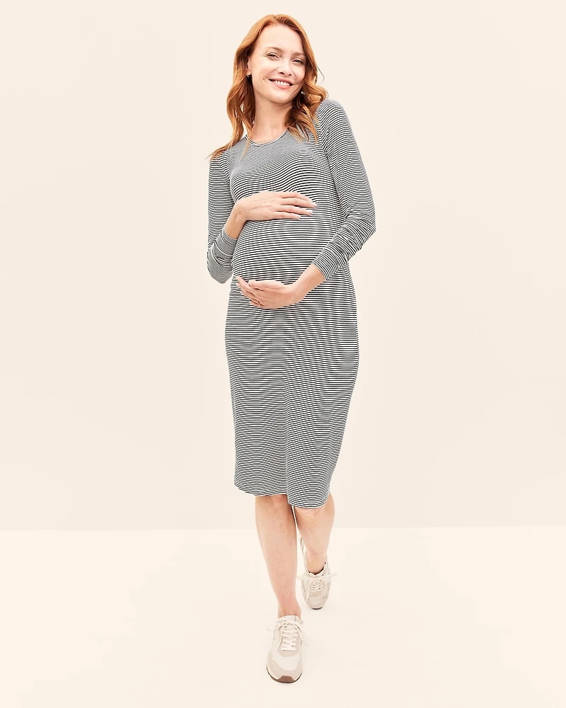 Adult Women's Maternity 2-In-1  Step Out Dress