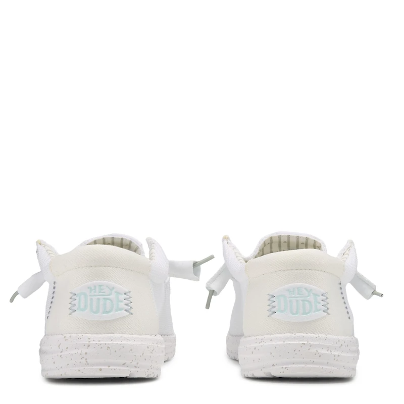 Men's Wally Stretch Sox Medium/Wide Casual Shoe