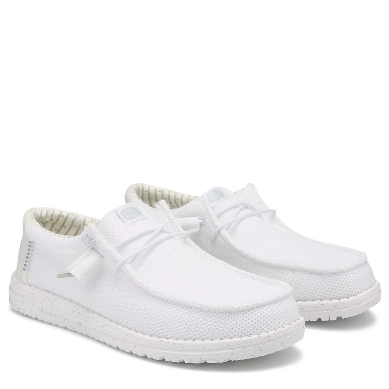 Men's Wally Stretch Sox Medium/Wide Casual Shoe