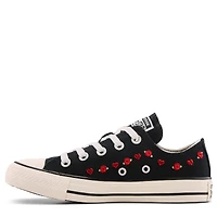 Chuck Taylor All Star Low Top Sneaker