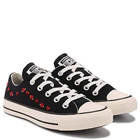 Chuck Taylor All Star Low Top Sneaker
