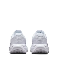 Women's Revolution 8 Sneaker