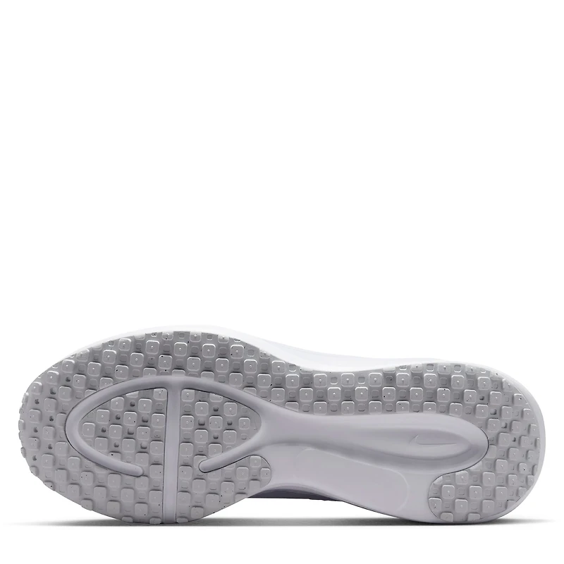 Women's Revolution 8 Sneaker