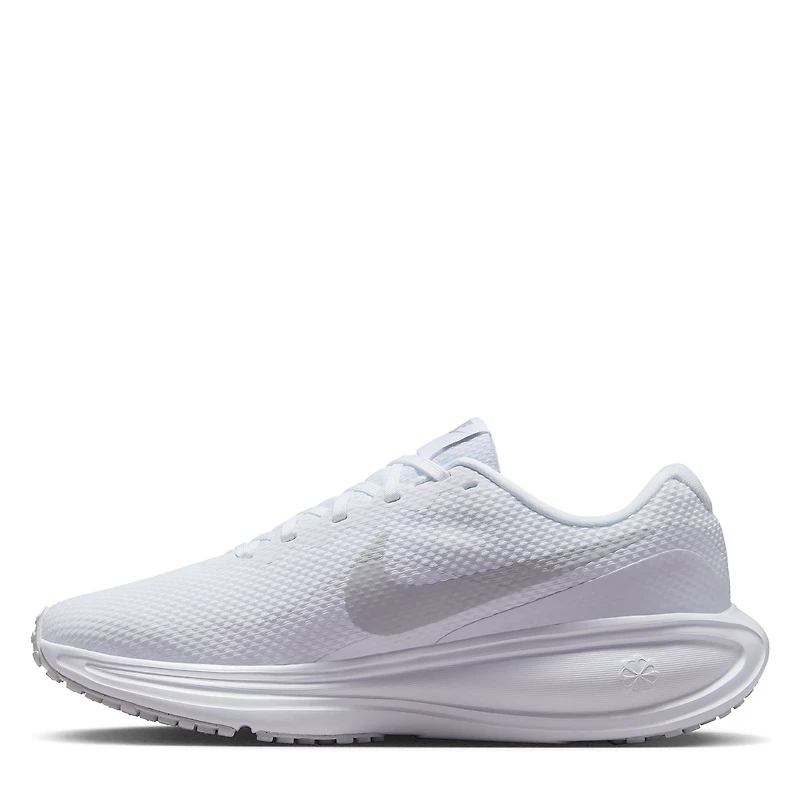 Women's Revolution 8 Sneaker