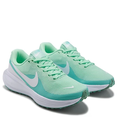 Women's Revolution 8 Sneaker