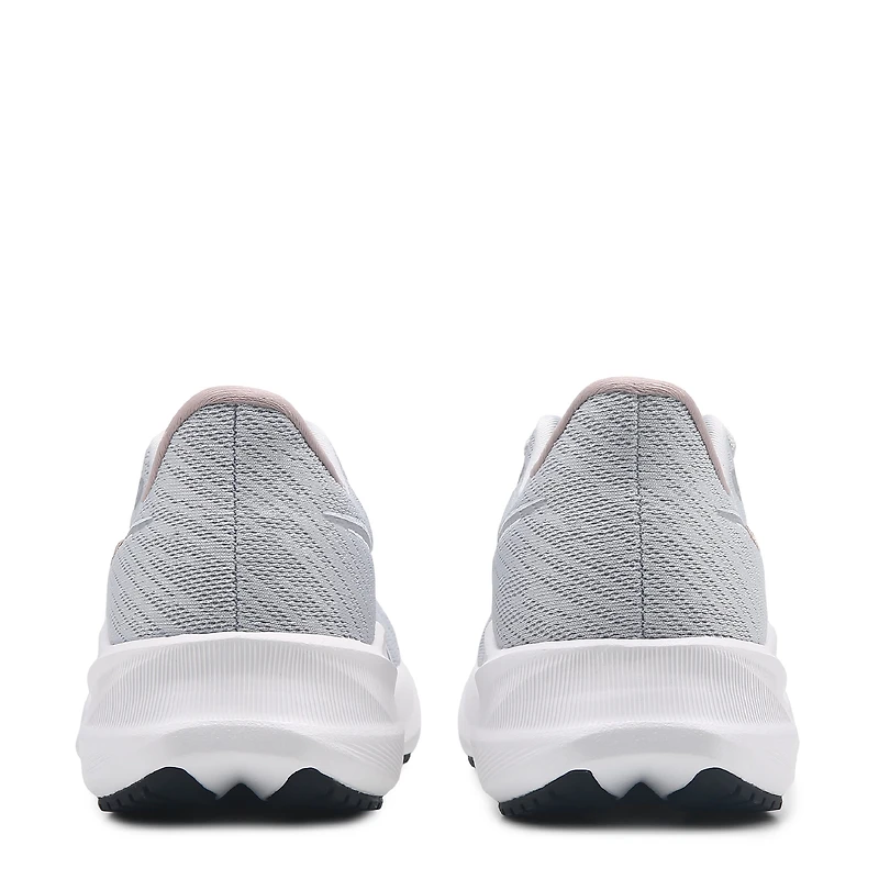 Women's Versablast 4 Running Shoe