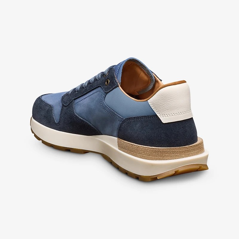 Lionel Lace-up Sneaker