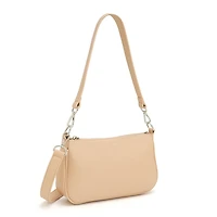 6889 - CHLOE