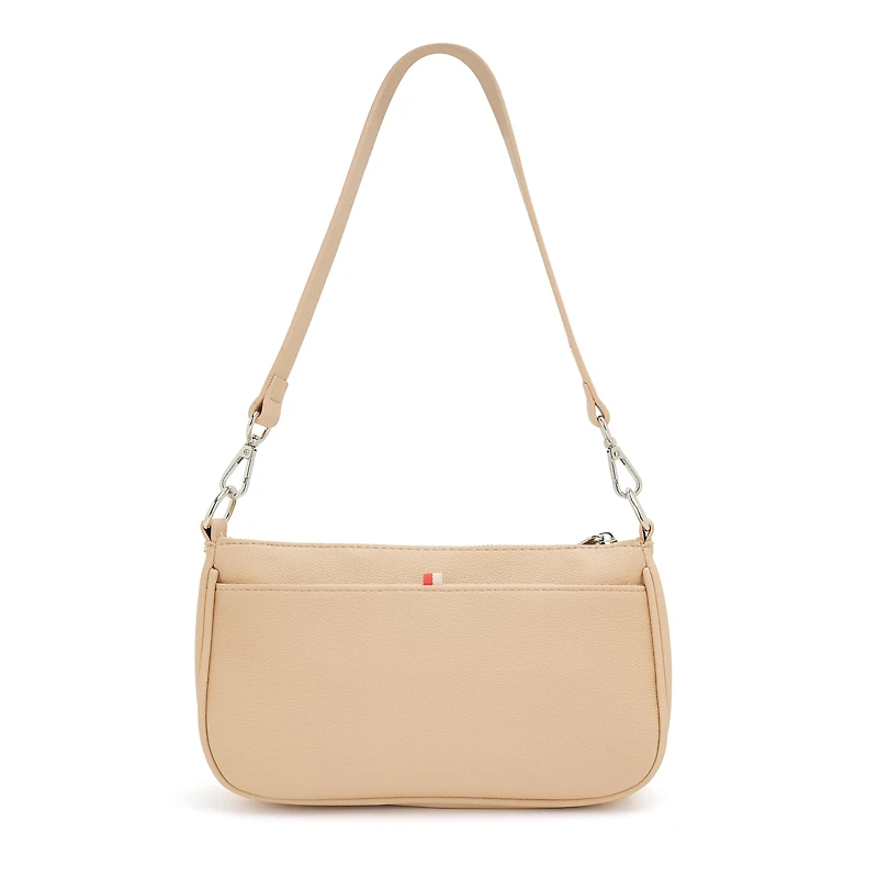 6889 - CHLOE