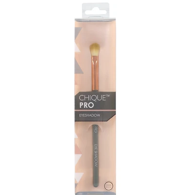 chique pro eyeshadow makeup brush