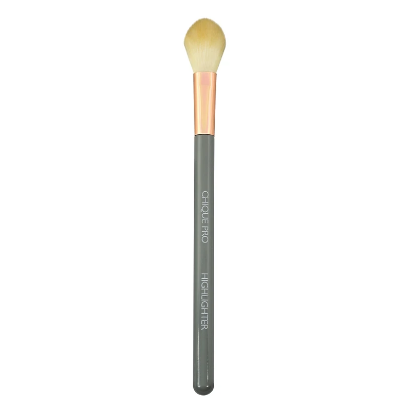 chique pro highlighter makeup brush