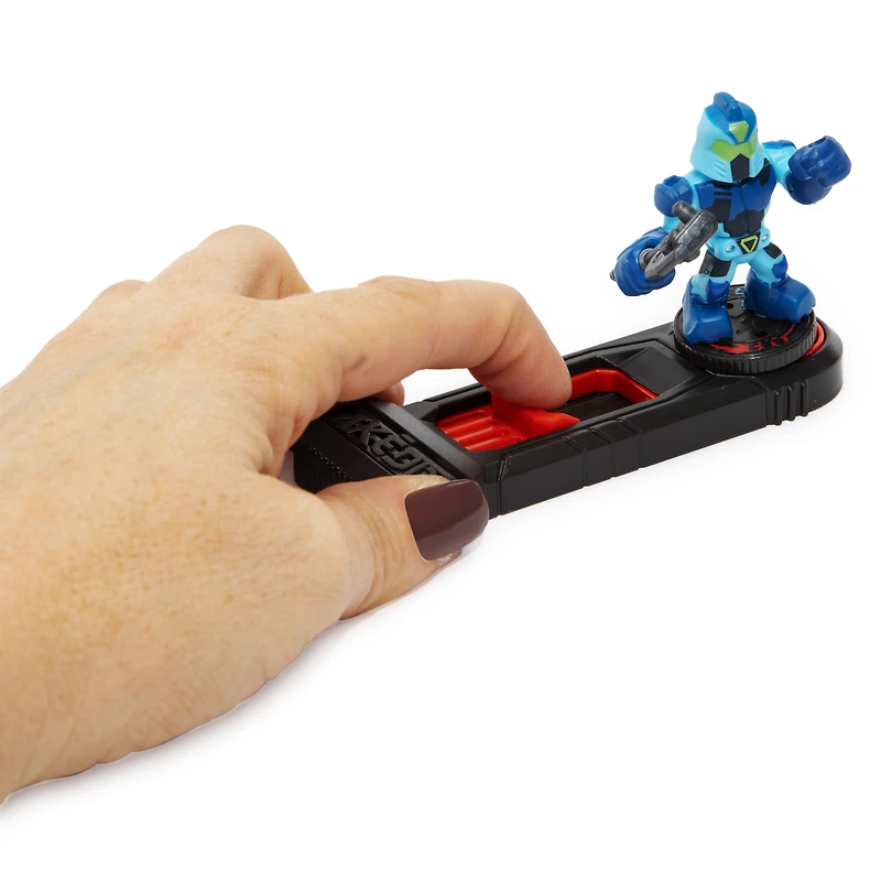 akedo™ mini battling action figure plus controller blind bag