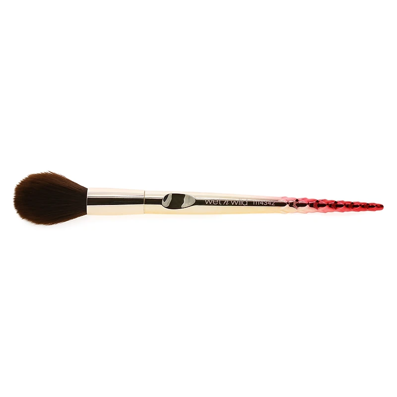 wet n wild® fire & ice pro line™ bronzer brush