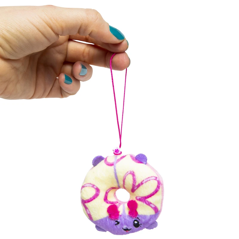 pikmi pops surprise! scented doughmis